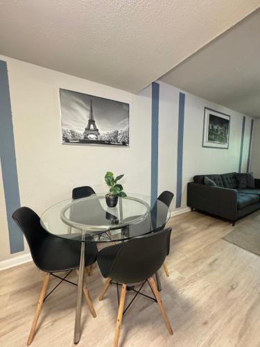 Downtown Dallas l BOHO City GEM LUXE 1BD in Dallas, USA