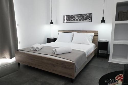 The Friend's House Milos in ตริพิตี