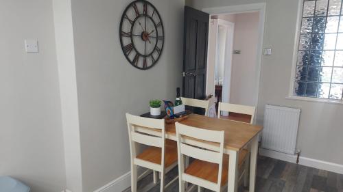 Seaview home in Baycliff, Cumbria in Baycliff