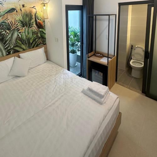Couple Hotel 1