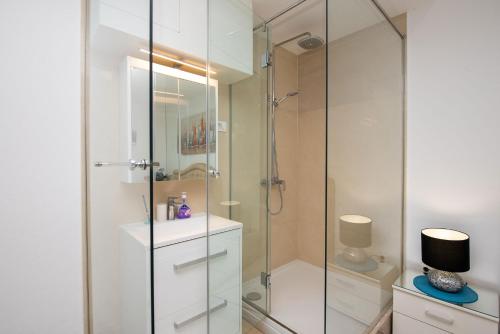 Apartment Dea - image 10