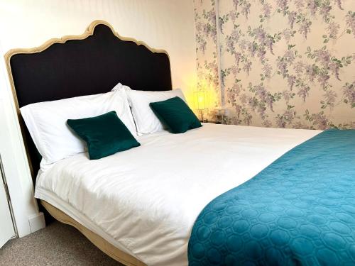 Britannia House Vintage B&B Cornwall Room Type - Budget Double Room