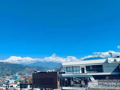 Mid Town Rooms in ราม คต