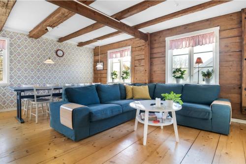 Shared lounge/TV area, Grimsnas Herrgard in Kalmar City Center