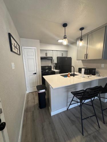 Downtown Dallas LUXE Urban Haven 1BD Retreat in Dallas, USA