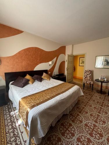 Superior Double Room image 10