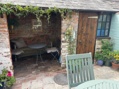 Facilities, No 28 cosy cottage in the heart of Cowes in Cowes North