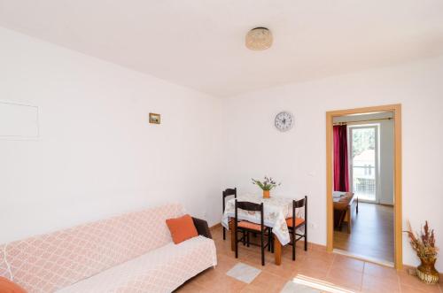  Rooms Ruža in Saplunara