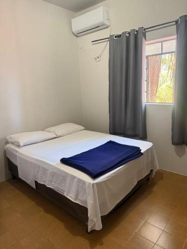 1 double bed, 1 twin bed