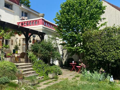 Les Charmettes chambre d hôtes indépendante chambre d'hôte Fleury-Mérogis