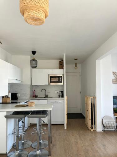 La Marina-Studio, vue mer avec balneo 2