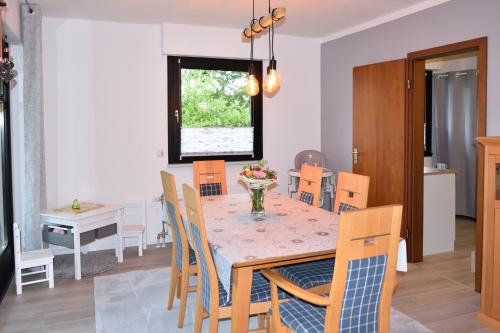 Spēļu laukums, Ferienwohnung Soonwaldblick in Simmertal