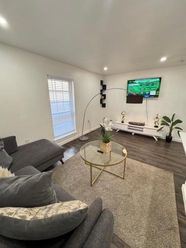 Central Dallas - SLEEK Luxurious 1BED 1BATH PAD in Dallas, USA