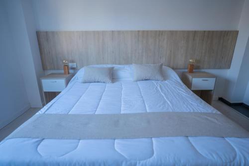 Double Room with Garden View image 2