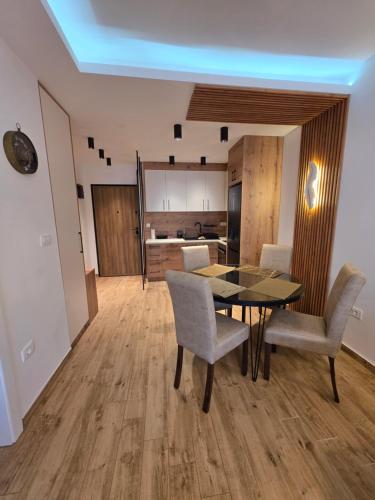 O&S Luxury Apartment by the Ohrid lake in Sveti Stefan