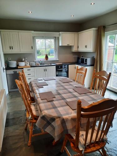 Clone manor Lodge in Dunmore