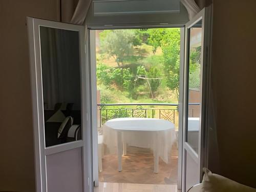Balcony/terrace, Residence MAMMERI in Tichy