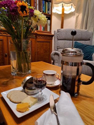 Létesítmények, The Old Schoolhouse in Crosbost