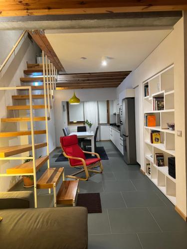 One-Bedroom Apartment image 7