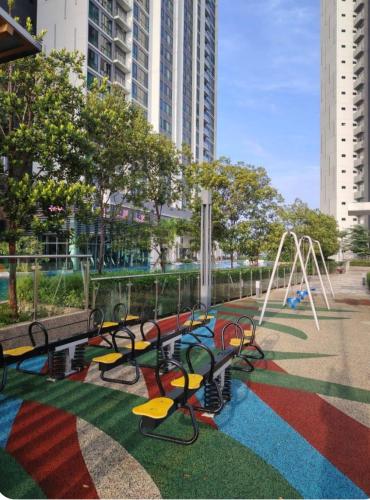 Sunway Cozy Theme White Condo 2 Room, Klang