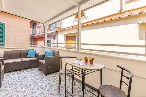 Apartment with Balcony image 10