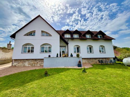 . Apartmány Maňová