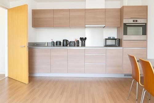 Cozy 2 bedroom Apartment neat 02, central London, London (photo 5)