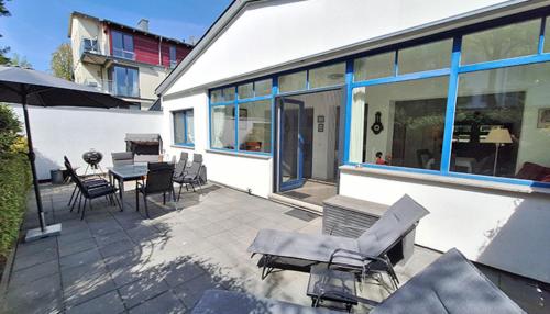 Johanna BRINKMANNHAUS -historisch viel Platz fast am Strand Sauna Terrasse Grill in Heringsdorf, Deutschland