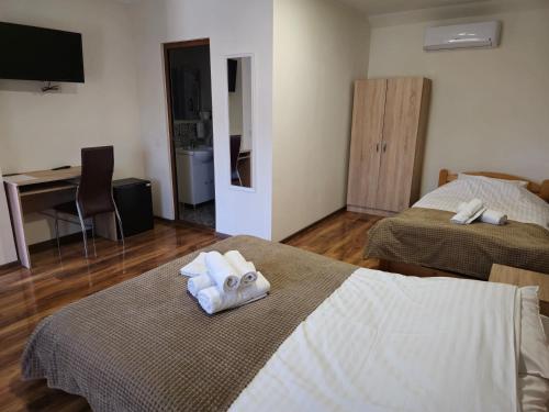 Triple Room with Private Bathroom
