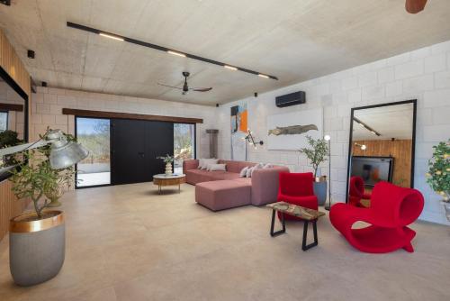 Contemporary Villa Fantazija A Luxurious Retreat in Dicmo in Osoje