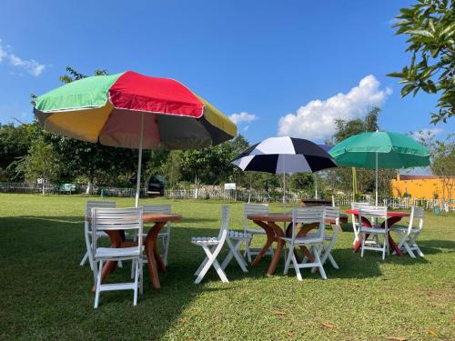 Restaurant, Sunshine Farms And Resort in Umsning