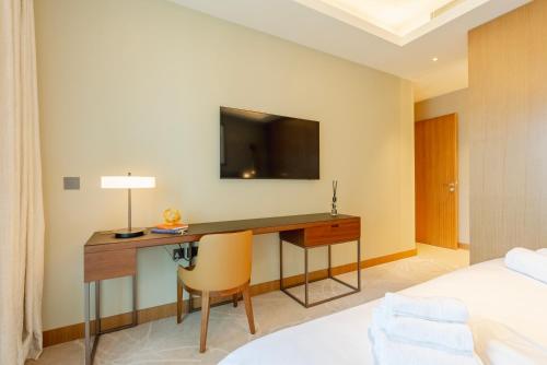 The Address Residences Dubai Opera - Luxury 3BR Stay with Stunning Burj Khalifa & Fountain Views, Dubái (foto 10)