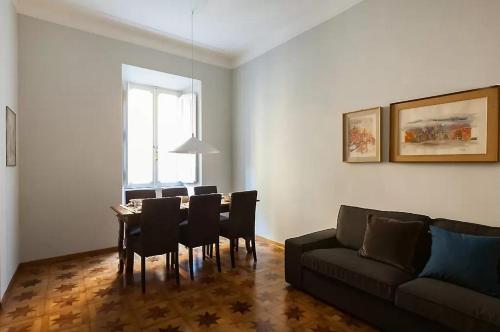 Exclusive apartment a few steps from the Spanish Steps, Roma (foto 10)