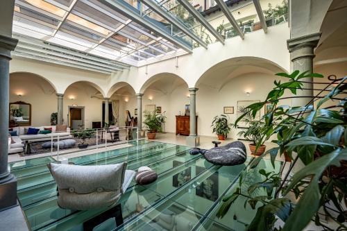 Le Corti by Dimora Collection - 13th-Century Convent Suites with Private Sauna and Gym - Adults Only, Florenz (Foto 7)