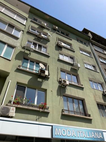 Central Vista Apartment by MIT, Sofia (zdjęcie 6)