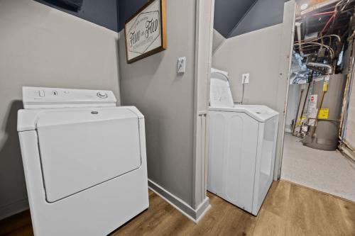 Cozy Louisville Apt with Parking Great Location - main image