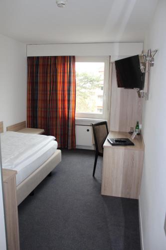 1 twin bed