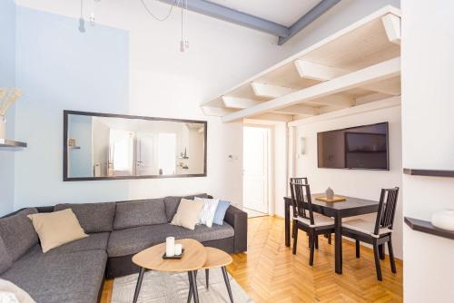 Ultra Central - Comfy Home - image 10