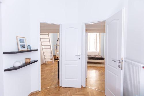 Ultra Central - Comfy Home - image 7