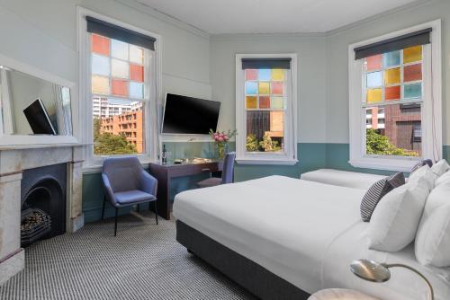 Vulcan Hotel Sydney near The Record Crate