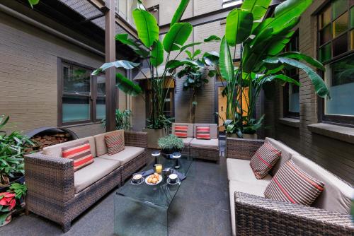 Vulcan Hotel Sydney - image 13
