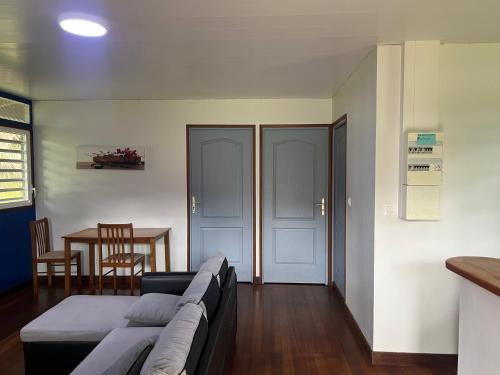 Gîte des Flamboyants Orion Pk 14 - Chambre d'hôtes - Kourou
