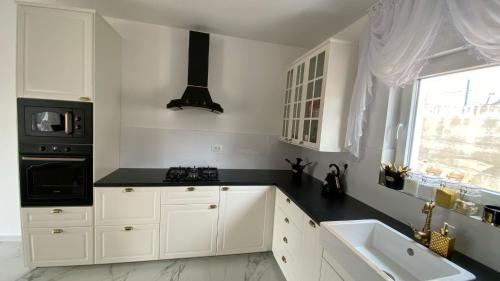 Two-Bedroom Apartment with Terrace image 4