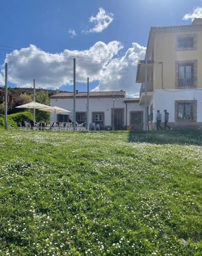 Hostal Altajo in Peralejos De Las Truchas
