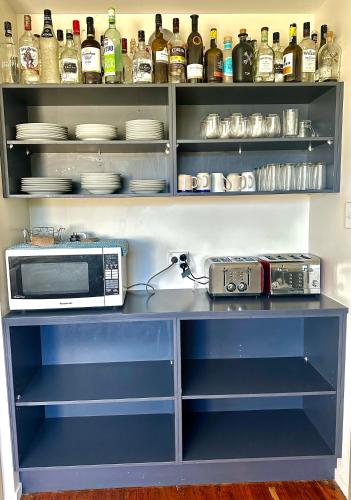 Konyha, Waitawhiti Country Retreat - Knucklebone Lodge in Whakataki