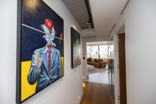 Two-Bedroom Apartment with City View image 7