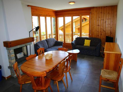 Alluring apartment in Les Agettes, Agettes (foto 2)