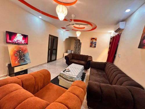 Résidence OMEGA (Residence OMEGA) in วากาดูกู