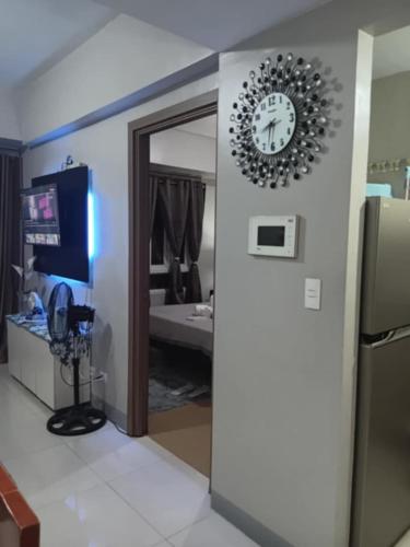 M&N Condotel, Манила (фото 7)