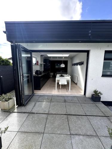 Kaimes Kip Stylish Edinburgh Five Bedroom Home in Murrayfield